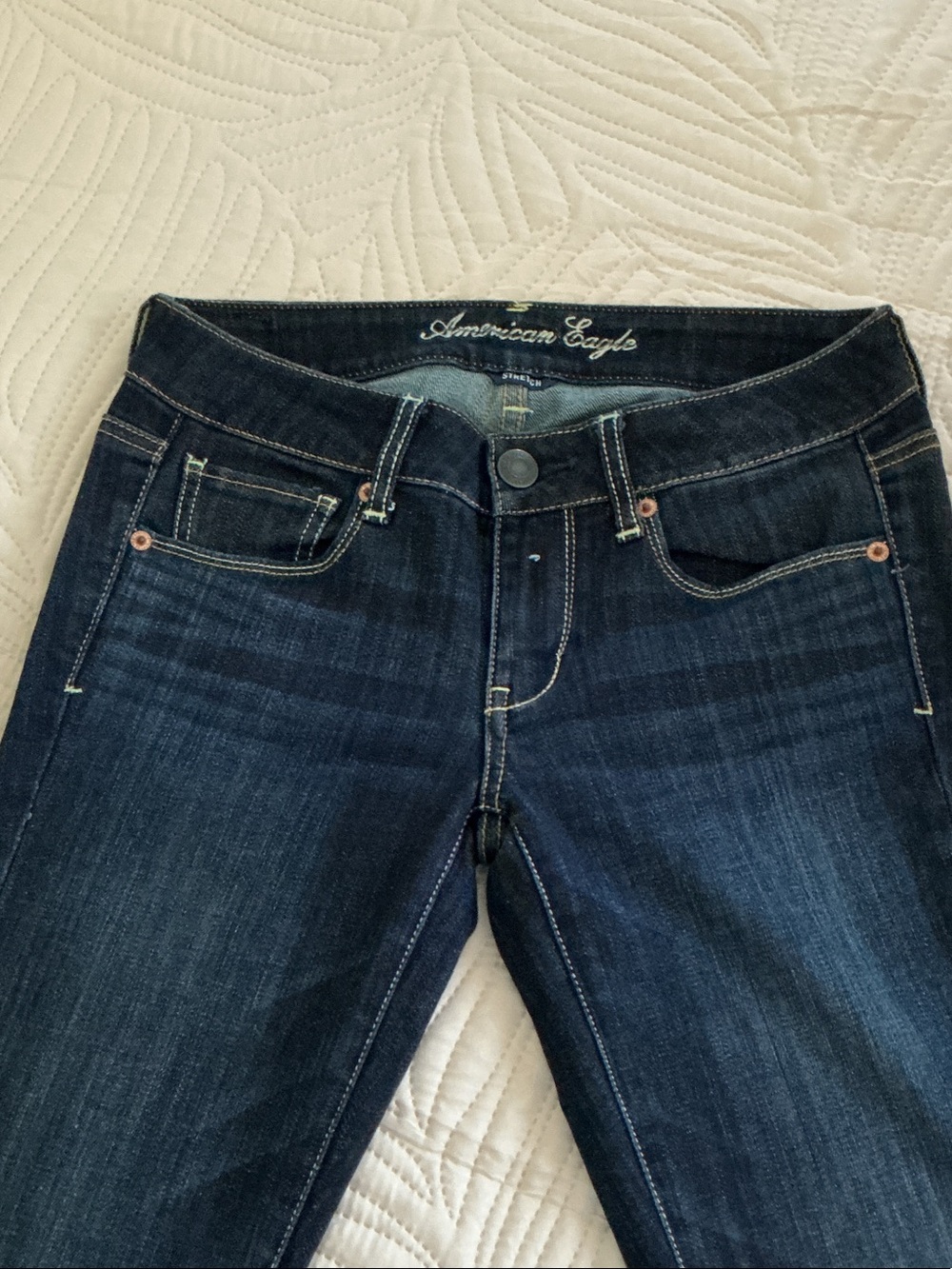 American Eagle Outfitters Women's Dark Indigo Skinny Jeans